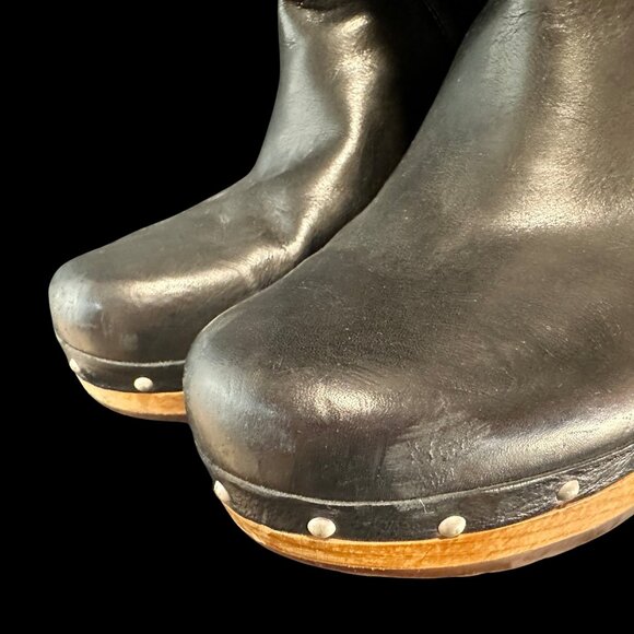 Black Uggs, convertible fur lined clog boots - Picture 2 of 8